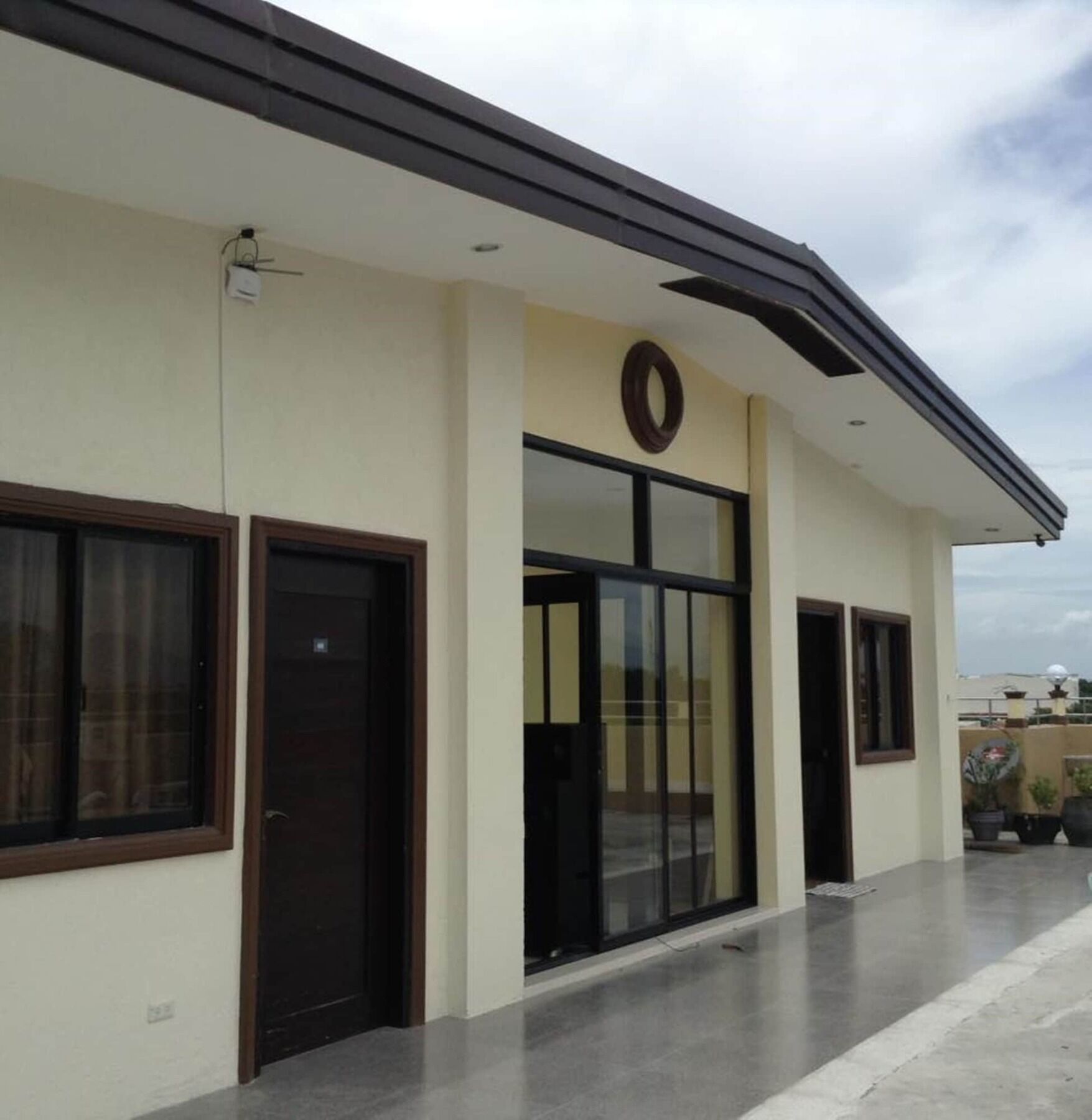East Square Inn Bacolod Extérieur photo